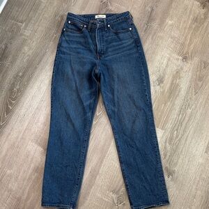Madewell Curvy Perfect Vintage Straight Jean- 28